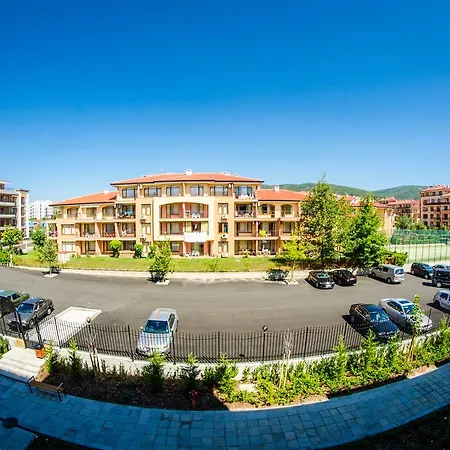 Premier Club - Full Board