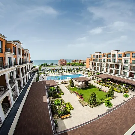 Premier Club - Full Board Hotel