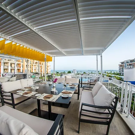 Premier Club - Full Board