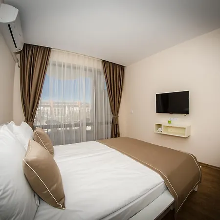 Отель Premier Club - Full Board