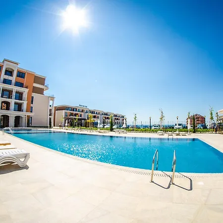 Szálloda Premier Club - Full Board 4*