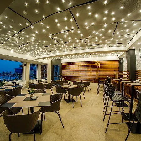 Premier Club - Full Board ホテル サニービーチ